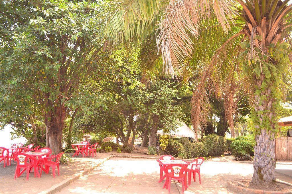 Musanto Hotel Gisenyi Bagian luar foto
