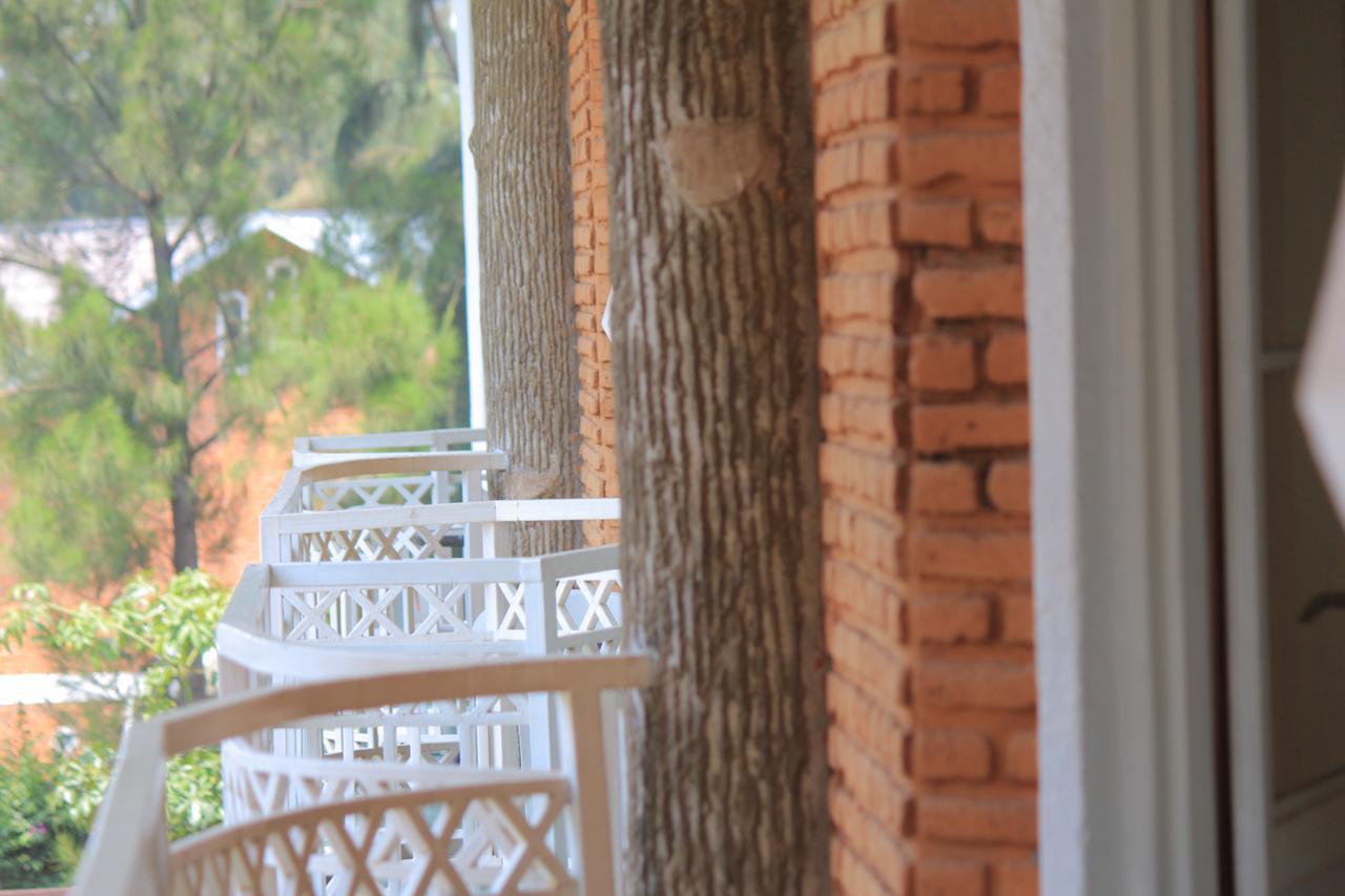Musanto Hotel Gisenyi Bagian luar foto