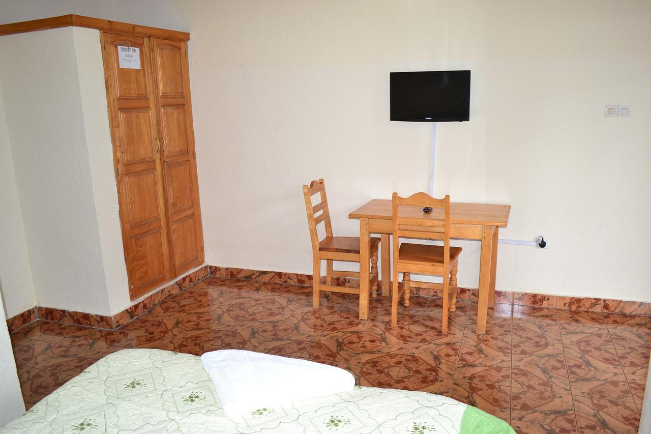 Musanto Hotel Gisenyi Bagian luar foto