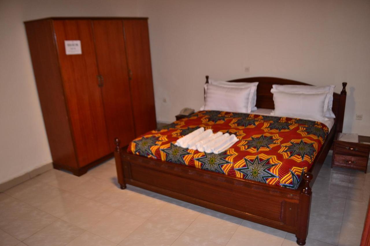 Musanto Hotel Gisenyi Bagian luar foto